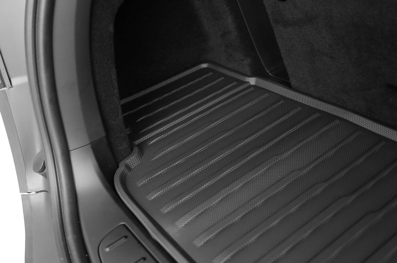 Model X Trunk kaukalomatto