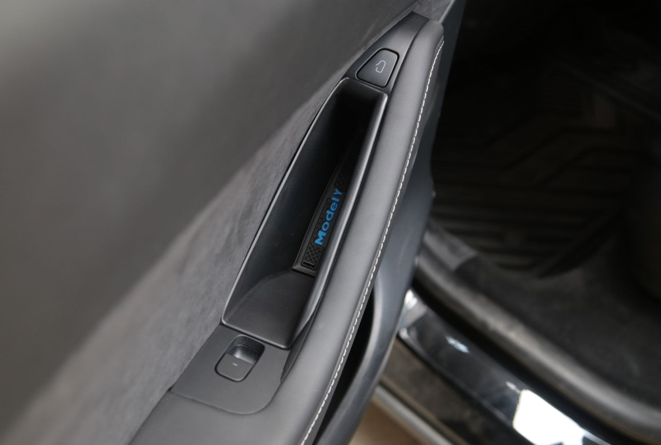 Model Y Ovenkahva säilytysastiat