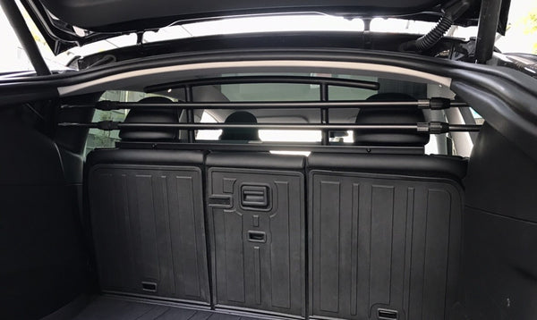 Tesla Model Y – hondenrek – productafbeelding 3