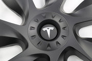 Tesla Model Y – 19″ Gemini-pölykapselit, Turbine-malli – tuotekuva 4