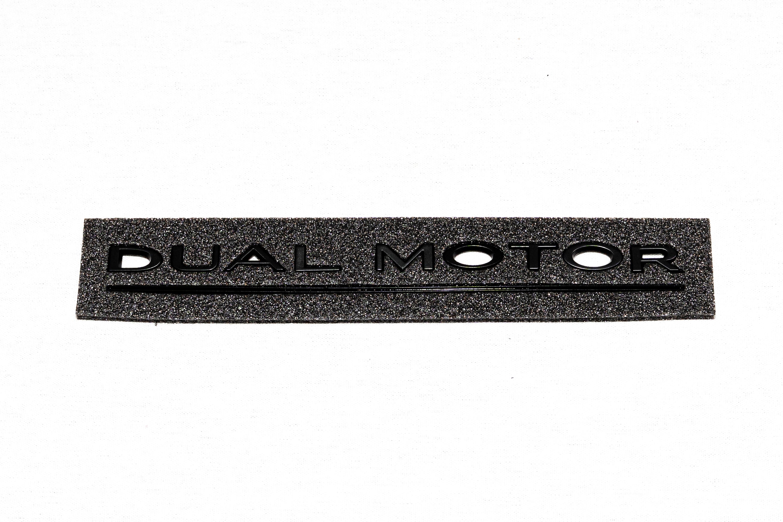 DUAL MOTOR -label til bagklap