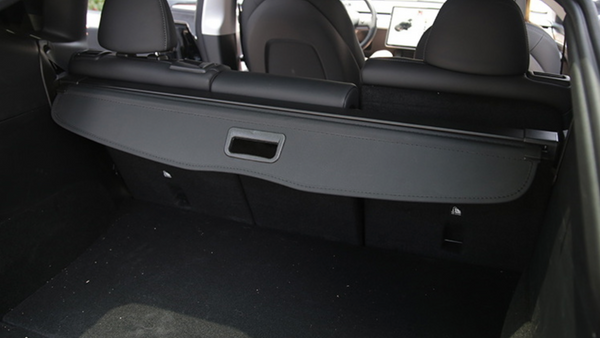 Tesla Model Y – bagageafdekking – productafbeelding 2